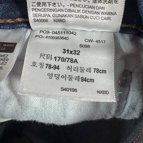 Levis Jeans Mens 31 Blue 511 Slim Straight Mid Rise Dark Wash Stretch - Picture 3 of 13